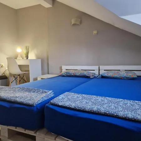 Pensjonat Lambo's Corner - Guest *