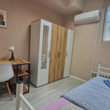 Lambo's Corner - Guest