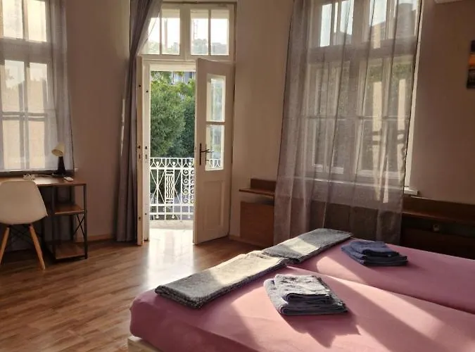 Lambo's Corner - Guest Konukevi *