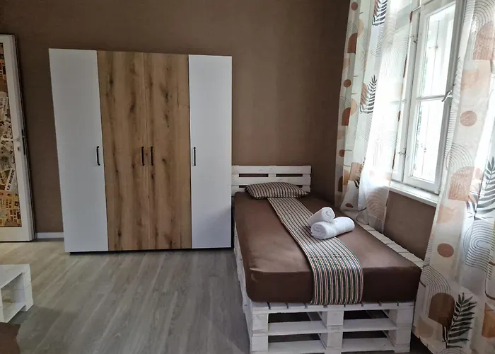 Lambo's Corner - Guest Vendégház