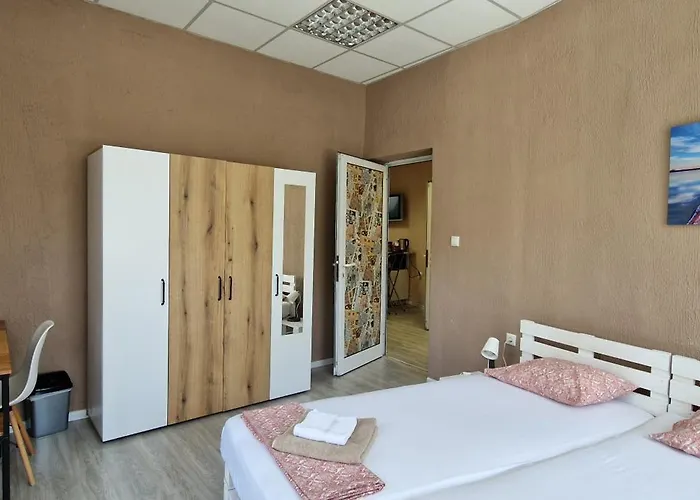 Konukevi Lambo's Corner - Guest *