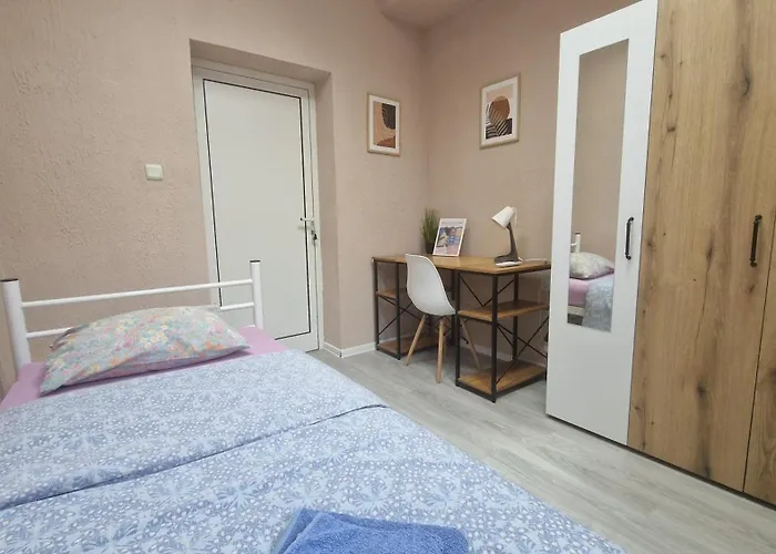 Lambo's Corner - Guest