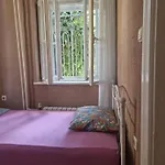 Lambo's Corner - Guest Guest house *