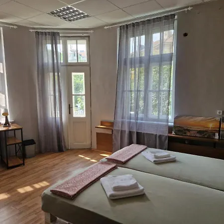 Lambo's Corner - Guest Gasthuis