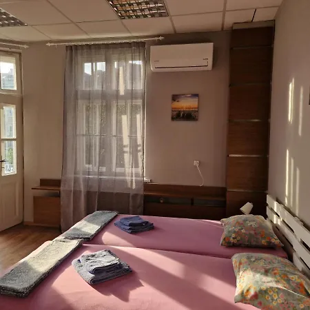 Lambo's Corner - Guest