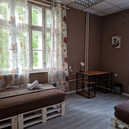 Lambo's Corner - Guest Gasthuis Varna