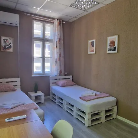 Lambo's Corner - Guest Gasthuis *