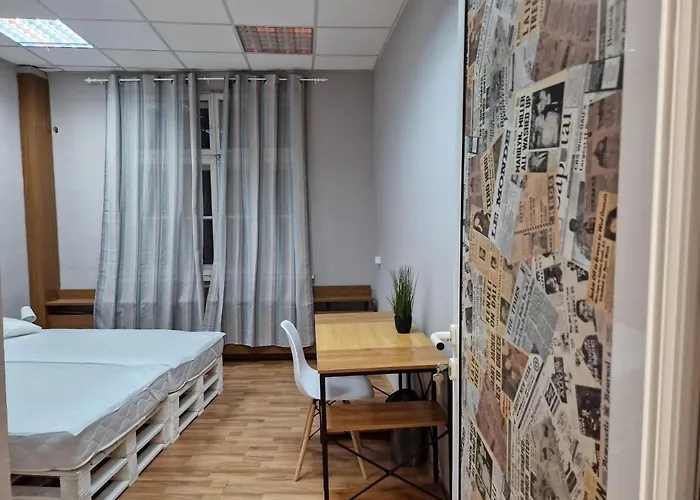 Lambo's Corner - Guest 招待所 瓦爾納