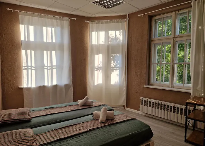 Lambo's Corner - Guest 瓦爾納