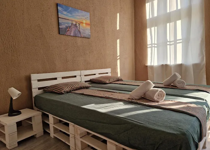 Lambo's Corner - Guest 瓦爾納